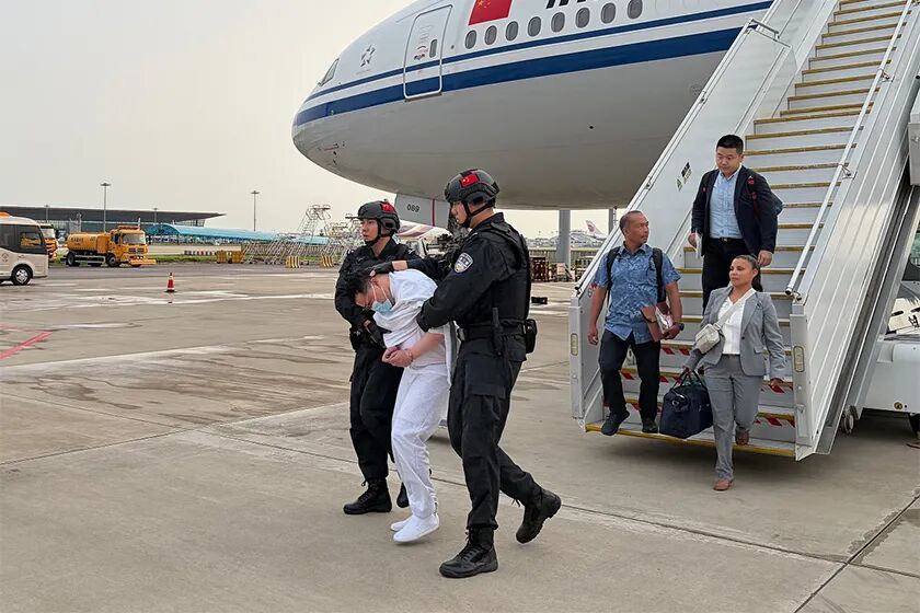 04_liu_hanwen_repatriation_caixin.jpg