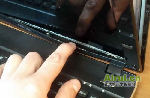 ASUS-U52F-screen-06.jpg