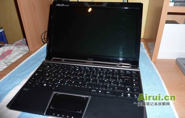 ASUS-VX6-2.jpg