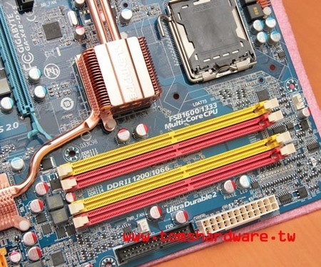 技嘉工作站主板X48-DS5曝光 支持DDR2 