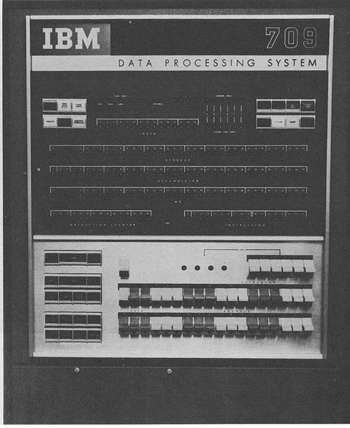 独家揭秘  多图再现IBM百年经典服务器 
