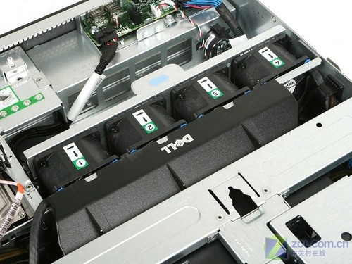 灵活简便 戴尔R5400机架式工作站首测 