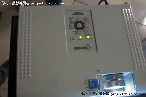 买投影送幕布 夏普N855SA现售3700元