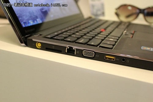 有3G有独显 ThinkPad E420s E220s图赏