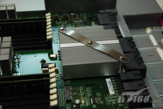 重新定义x86服务器IBMeX5架构揭秘