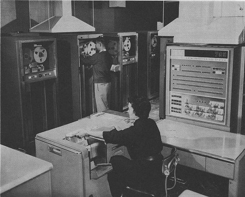 独家揭秘  多图再现IBM百年经典服务器 