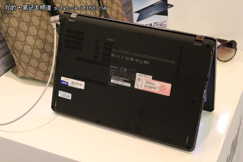 有3G有独显 ThinkPad E420s E220s图赏