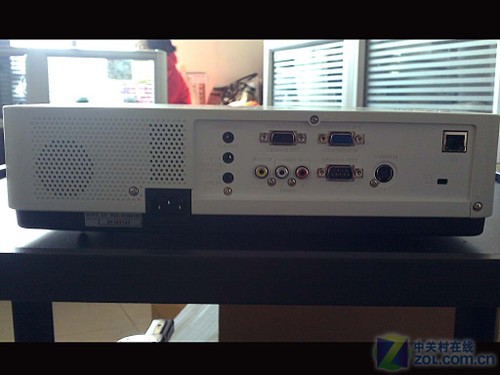 节能环保 三洋XU4010C投影机低价上市 