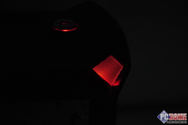***奢华跑车范 Gateway FX6840评测