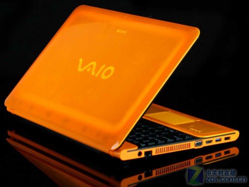 潮人最爱 索尼VAIO CB荧光笔记本评测（暂时不发） 