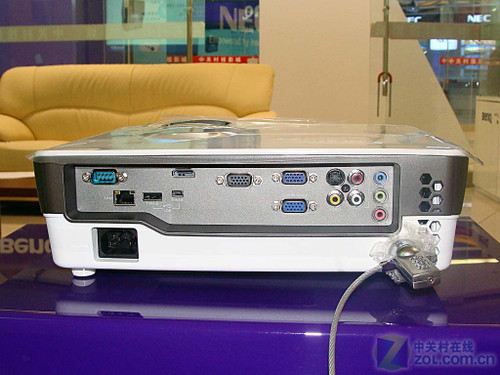 支持3D显示 明基MX711投影机低价开售 