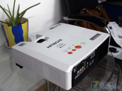 赠150吋幕 日立4020X教育机售15500元 
