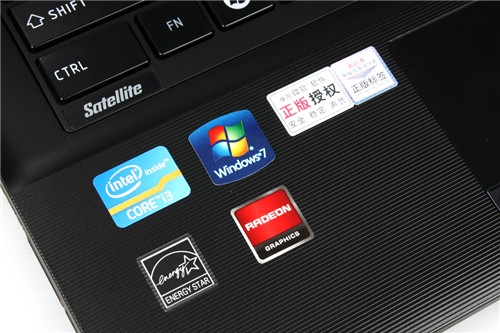 东芝(Toshiba)
Satellite R800笔记本 