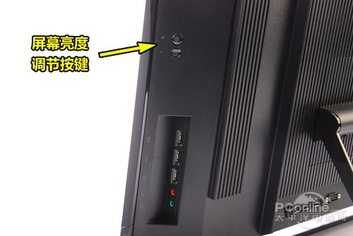 右侧接口