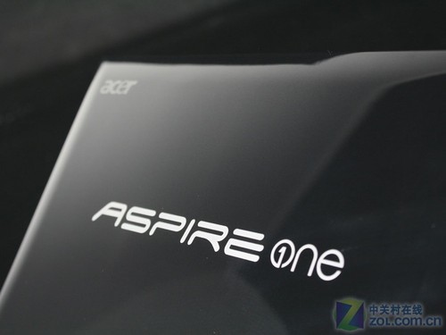 首配APU双核芯 宏碁Aspire One522评测 