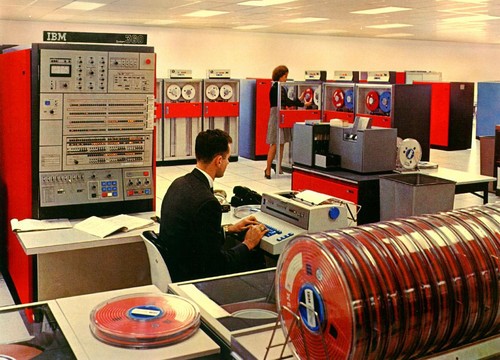 独家揭秘  多图再现IBM百年经典服务器 