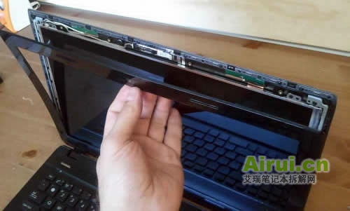 ASUS-U52F-screen-05.jpg