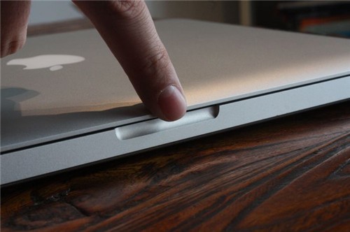 苹果(Apple)MacBook Pro(MC700CH/A)笔记本 