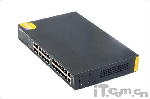 全速更给力 艾泰24口交换机完全评测