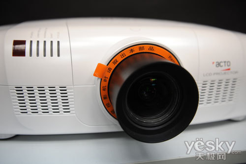 光影星播客 雅图工程投影机LX8000全球首测