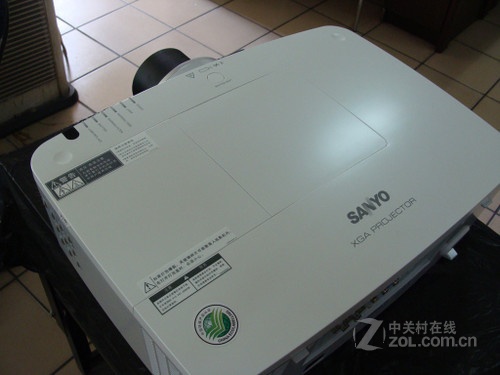 6000流明 三洋PLC-XM1500C投影特价 