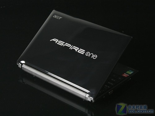 首配APU双核芯 宏碁Aspire One522评测 