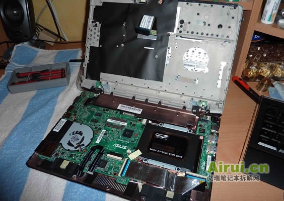 ASUS-VX6-16.jpg