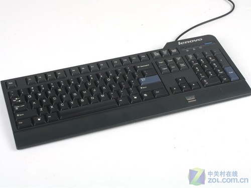 i7四核独显配16GB内存 联想M8300t评测 