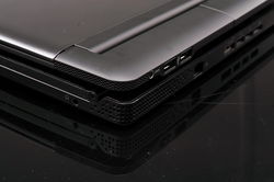 手机笔记本合体 MOTO Webtop笔记本底座实测