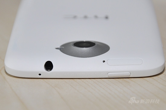 四核大光圈高速连拍 HTC One X行货评测