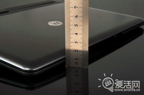 手机笔记本合体 MOTO Webtop笔记本底座实测