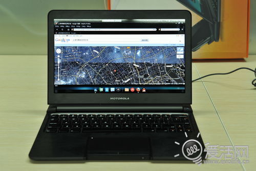 手机笔记本合体 MOTO Webtop笔记本底座实测