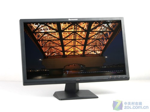 i7四核独显配16GB内存 联想M8300t评测 