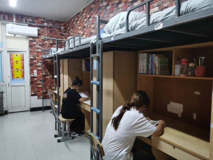 郑州澍青医学高等专科学校宿舍条件怎么样，有空调吗（含宿舍图片）