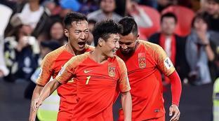 今年国足输给了谁啊