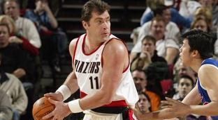 11号球衣是谁穿的NBA