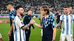 老梁世界杯莫德里奇