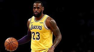 目前nba年薪最高的球员