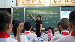 巴黎圣母院读书心得300字