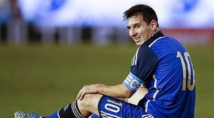 为什么梅西看起来很高