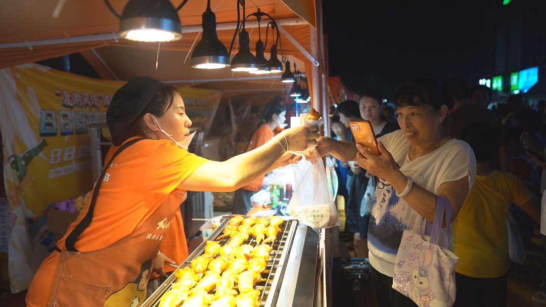 嗨翻了!!“爱购闽清” 消费促进年 日日喜铺美食电音节火热开幕 嗨翻了!!“爱购闽清” 消费促进年 日日喜铺美食电音节火热开幕