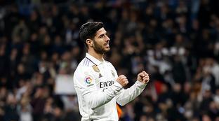 皇马0比4巴萨电子屏