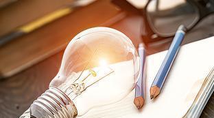 巴黎公社吸取经验教训