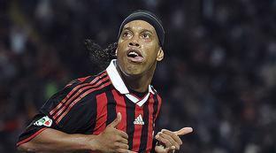 小罗在ac米兰拿过冠军吗