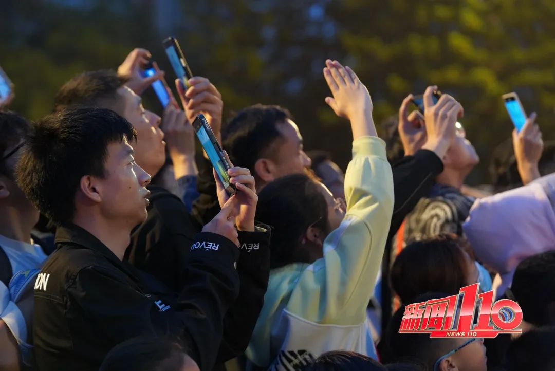 超燃！凌晨5点，福州这里挤满了人！