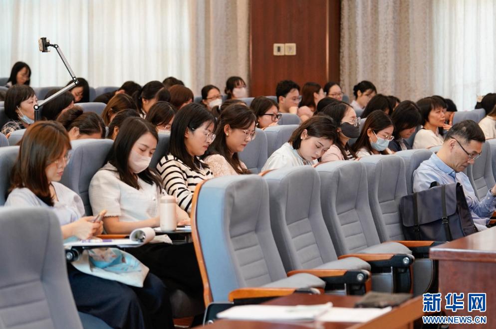 学科融合 AI赋能 福州这场教学年会超有“料”