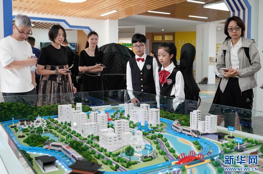 学科融合 AI赋能 福州这场教学年会超有“料”