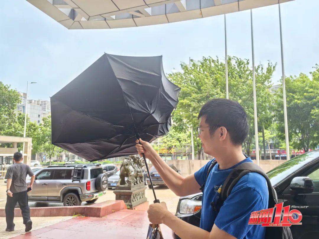 “韦帕”已进入24小时警戒线！福建紧急部署：全部撤离！福州刮起11级大风