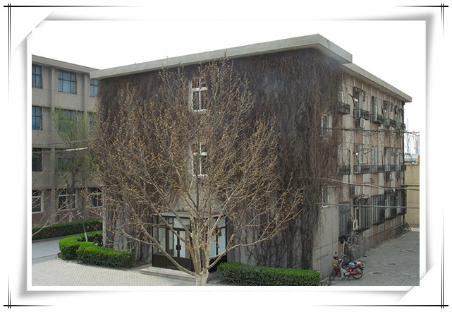 最新或2023（历届）职业技术教育管理专业大学排名