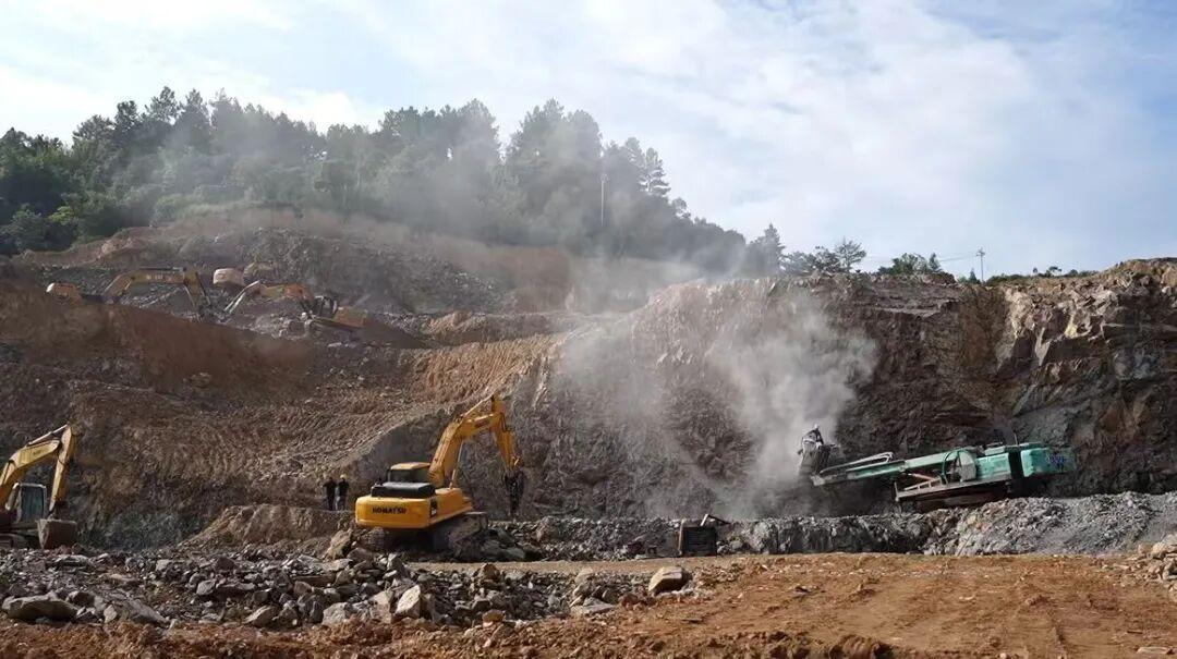 梅城镇南山片区开发稳步推进！两大楼盘助力城市焕新→